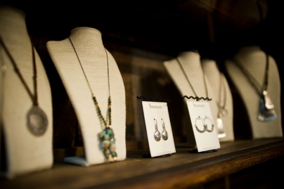 pack_paddle_jewelry3